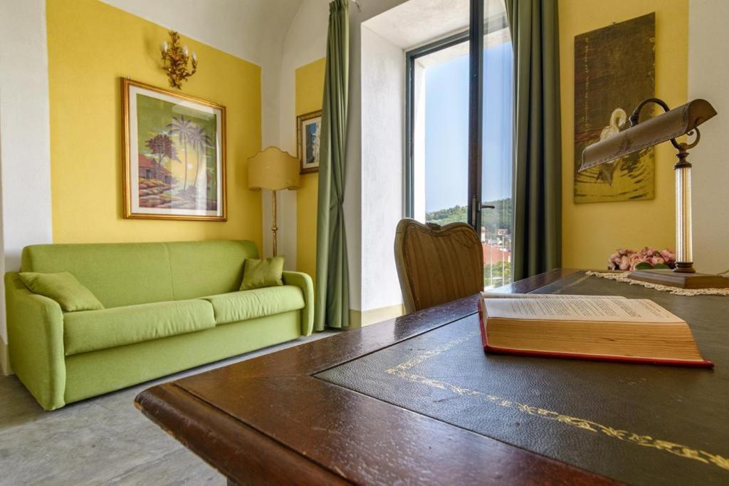 Suites Luisa Sanfelice Агрополи Экстерьер фото